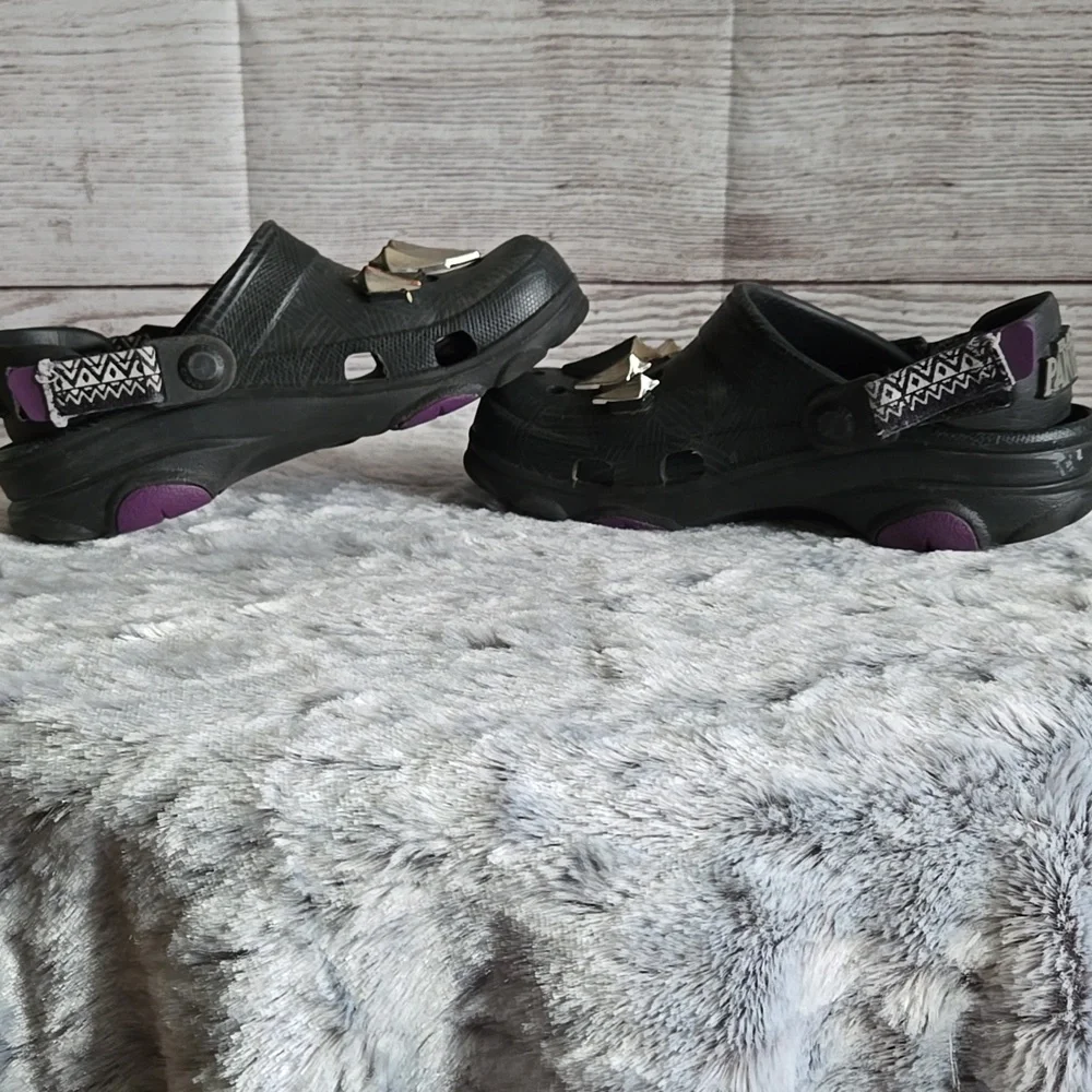 CROCS Black Panther Style, Kids Size 2, Great Condition